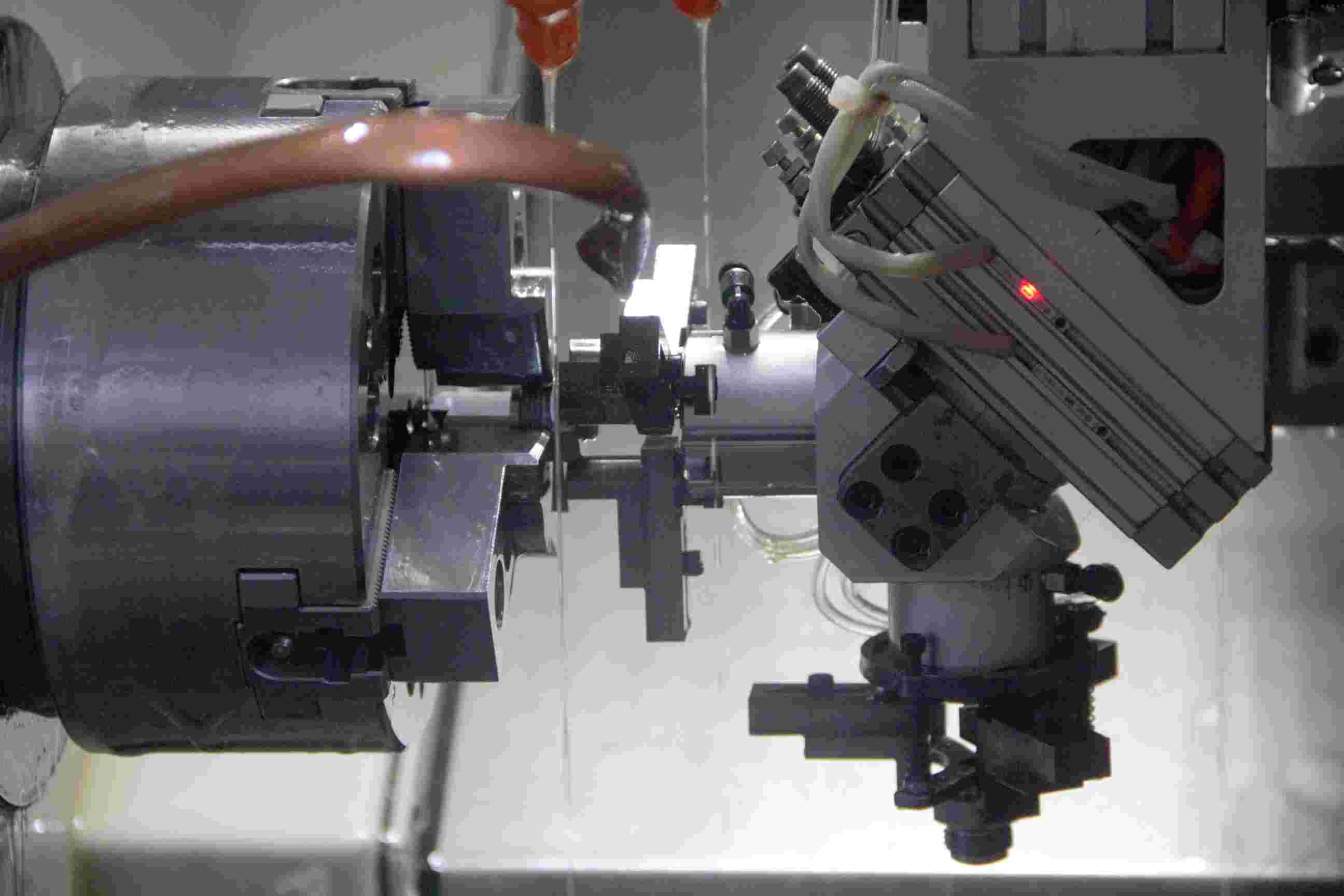 CNC_machining_process_1.JPG