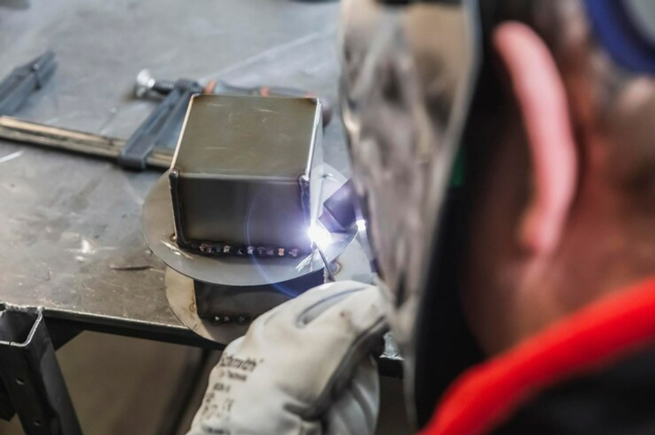 Tig vs Mig WeldinG: giới thiệu các lựa chọn trong Kỹ thuật hàn 